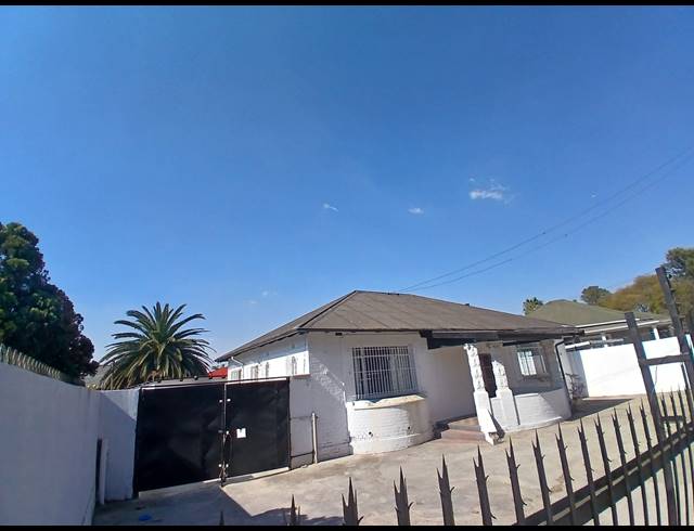 10 BEDROOM HOUSE FOR SALE IN DELVILLE